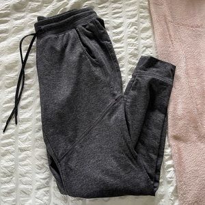 arie gray joggers